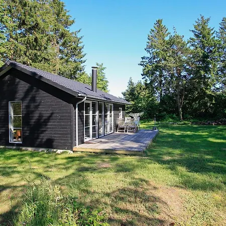 5 Person In Vaeggerlose * Bøtø By